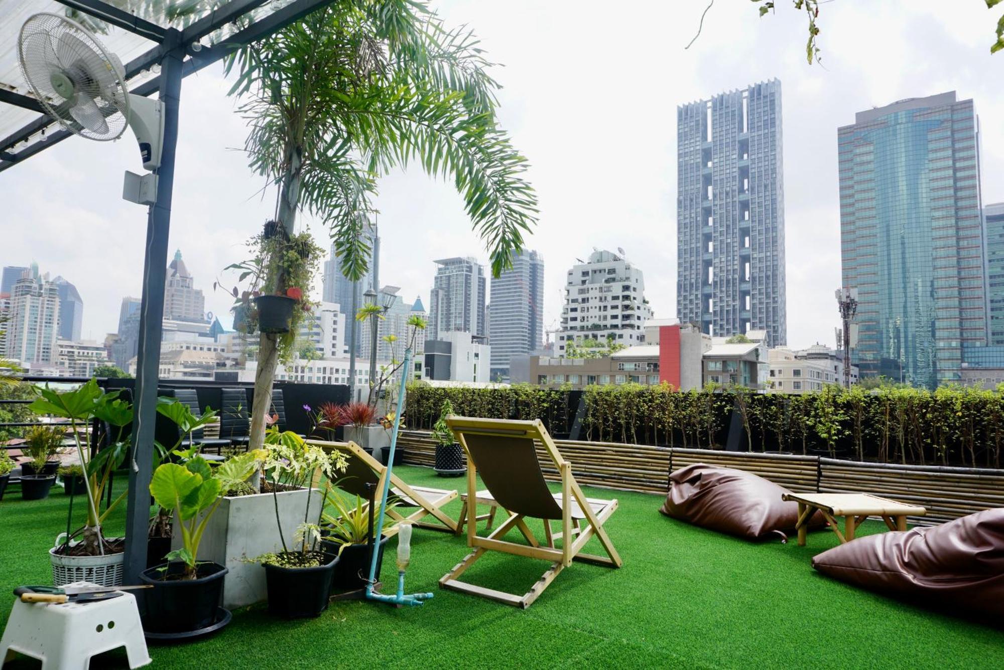 Silom Soi 3 Hash Apartment Hip And Funky With Rooftop View Bangkok Dış mekan fotoğraf
