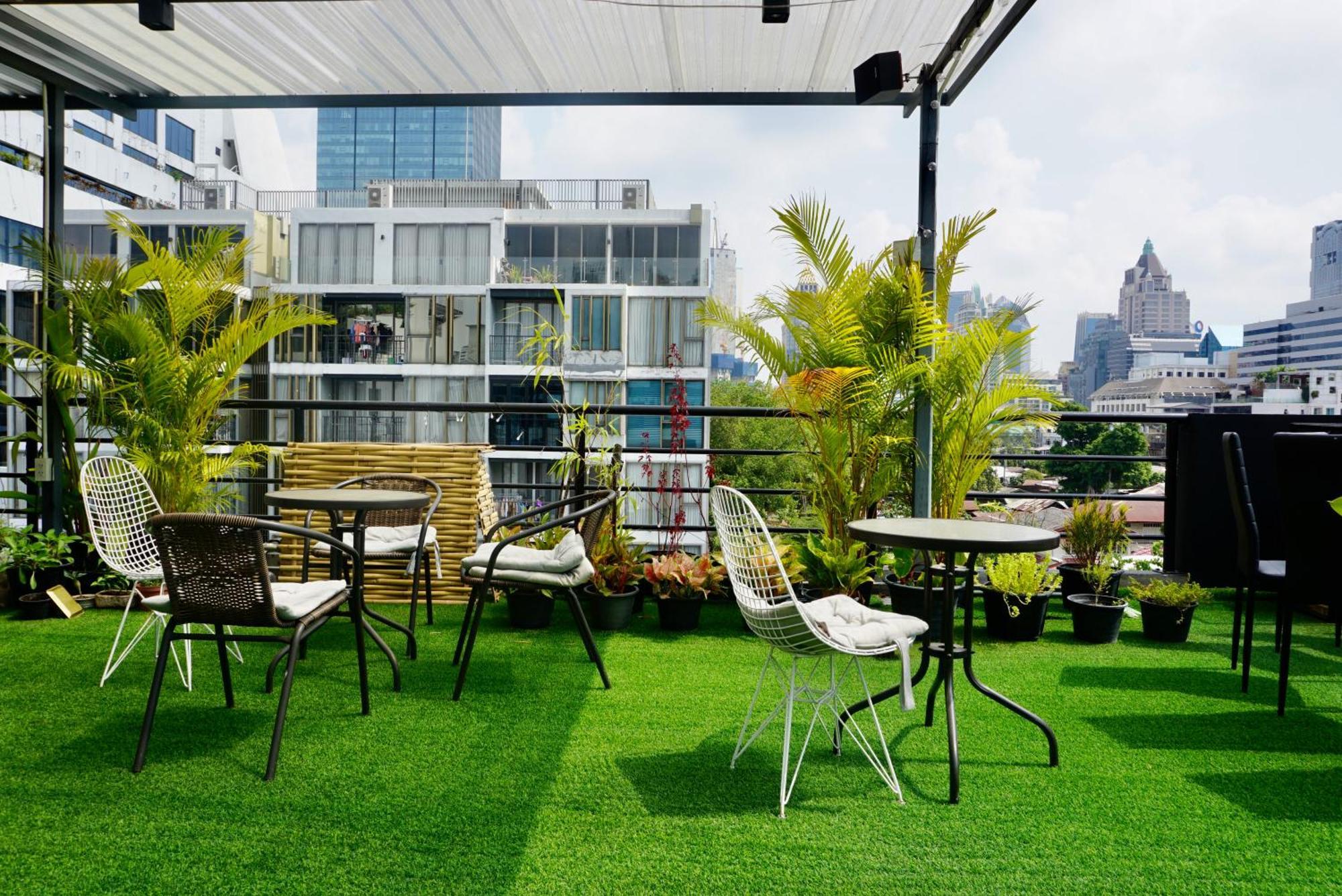 Silom Soi 3 Hash Apartment Hip And Funky With Rooftop View Bangkok Dış mekan fotoğraf
