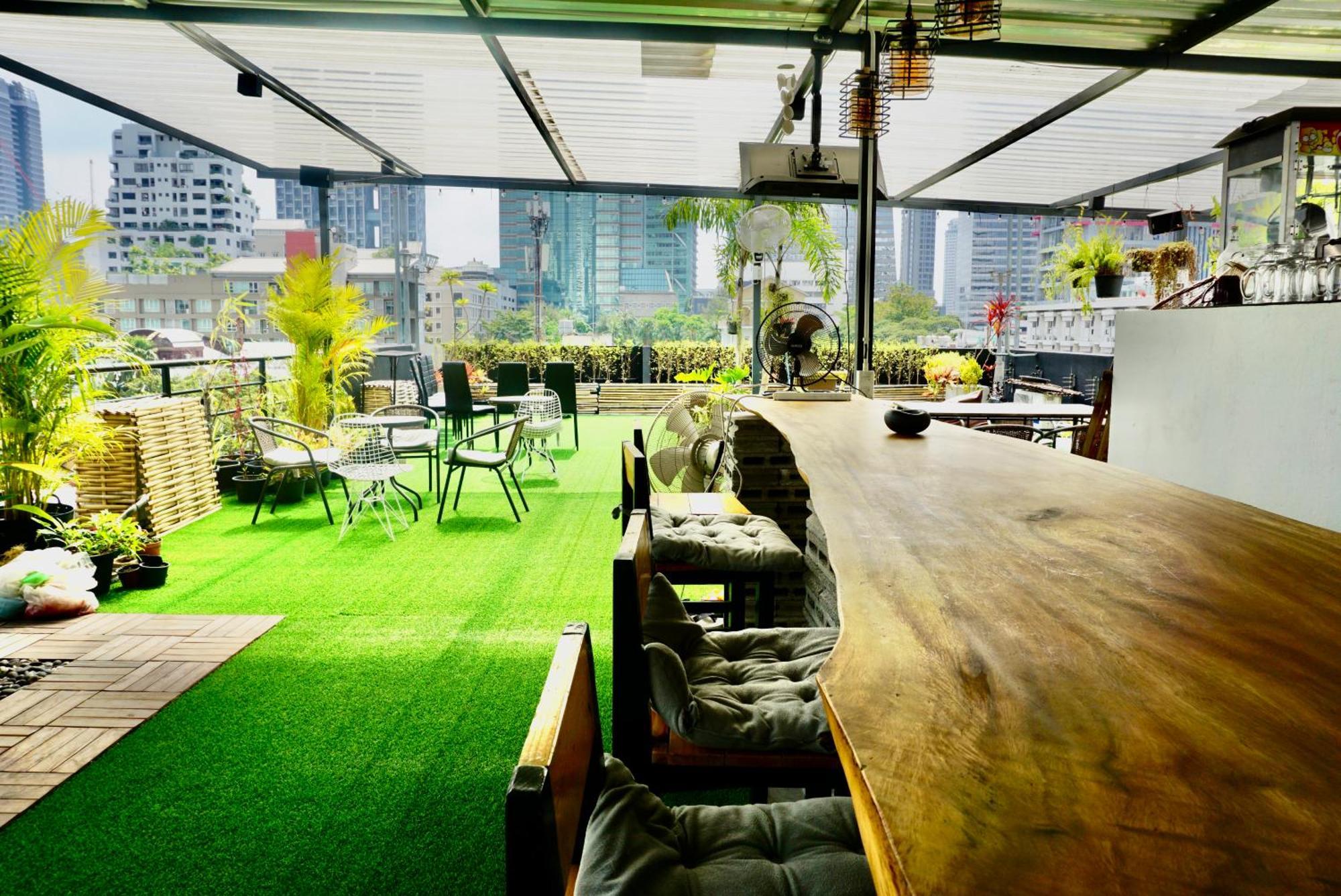 Silom Soi 3 Hash Apartment Hip And Funky With Rooftop View Bangkok Dış mekan fotoğraf