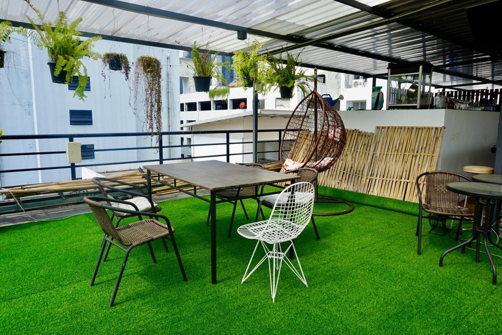 Silom Soi 3 Hash Apartment Hip And Funky With Rooftop View Bangkok Dış mekan fotoğraf